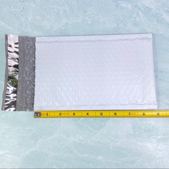 CLEARANCE 25 5X10 White Bubble Mailers - Picture 5 of 7